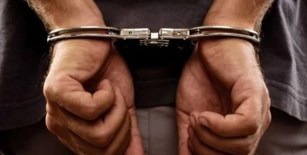 الحكم بالحبس 6 أشهر على سائح جزائري بتهمة التحرش بسائحة بريطانية في شرم الشيخ