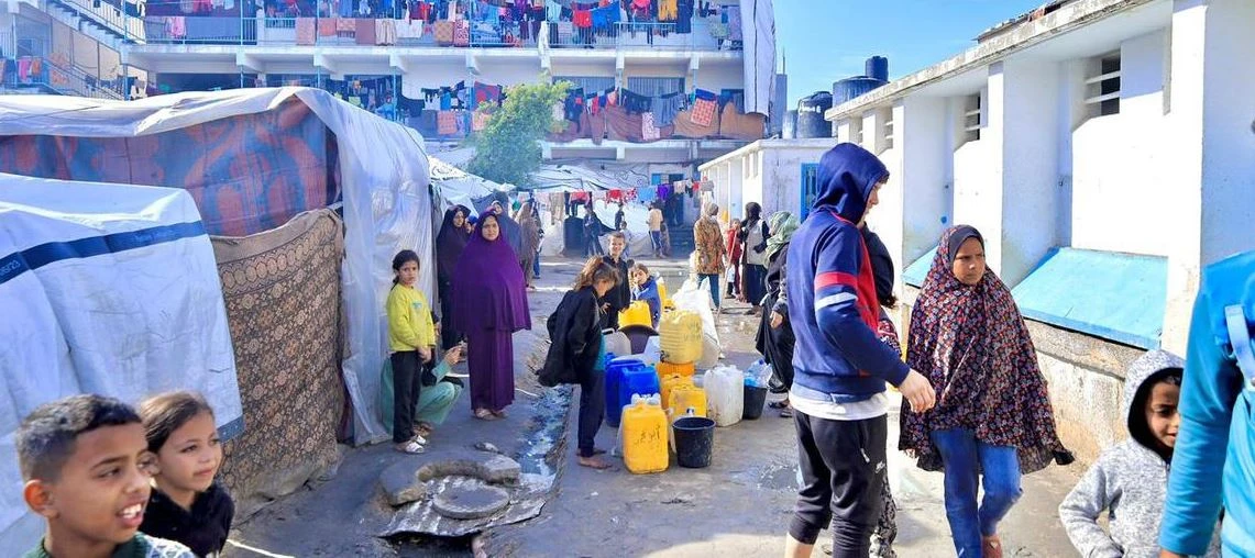 أزمة إيواء النازحين في غزة تتفاقم وسط تحذيرات من تحول القطاع إلى منطقة غير قابلة للحياة