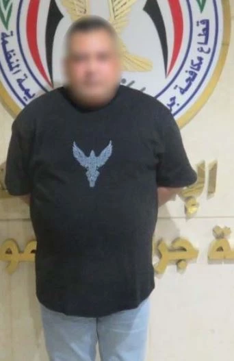ضبط محتال أوهم المواطنين بقدرته على تخصيص أراضٍ ووحدات سكنية بادعاء العمل في "المجتمعات العمرانية"