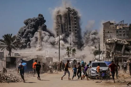 تجدد القصف المدفعي الإسرائيلي على مناطق متفرقة في قطاع غزة