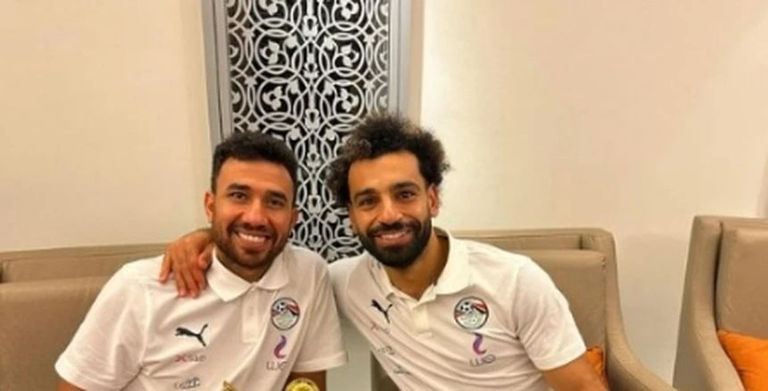 تقارير تركية: تريزيجيه لعب دورًا محوريًا في إقناع صلاح بارتداء قميص طرابزون سبور