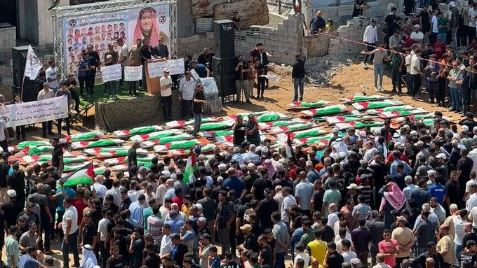 غزة تودّع 112 شهيدًا.. جنازة جماعية تكشف فصولًا جديدة من فصول المأساة