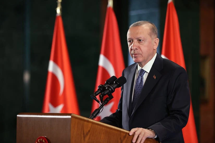 أردوغان يبدأ زيارة عمل غدًا إلى السعودية للقاء بن سلمان وشهباز شريف