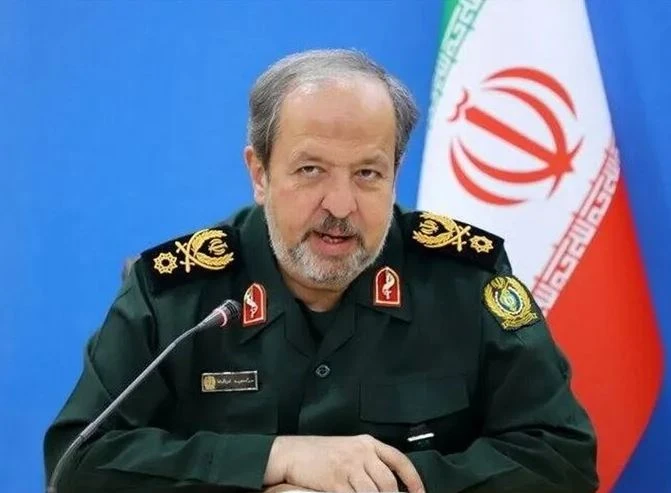 القائم بأعمال وزير الدفاع الإيراني يؤكد جاهزية القوات المسلحة لمواجهة أي تهديد محتمل