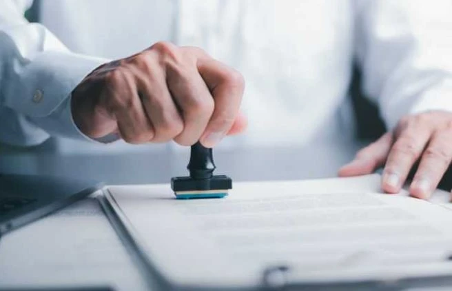 ضبط متهم بإدارة كيان تعليمي وهمي للنصب على الراغبين في الحصول على شهادات دراسية بالقاهرة