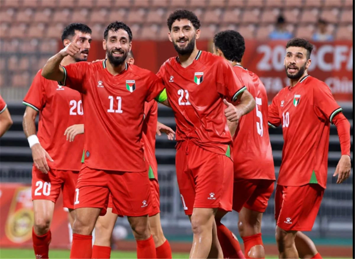 عدي الدباغ يقود فلسطين لفوز ودّي كبير على طاجيكستان