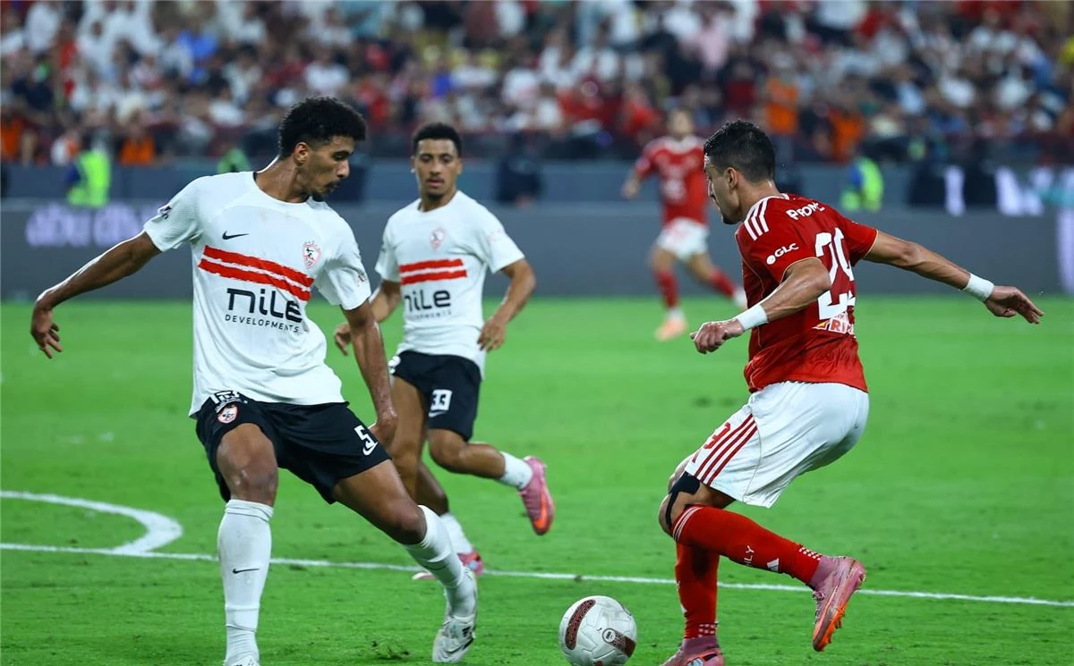 حكم أجنبي مرشح لقيادة قمة الأهلي والزمالك في الدوري المصري