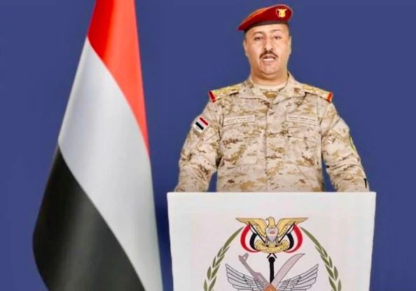 المتحدث العسكري اليمني يصف الحوثيين بعبارة “عليهم كـ يوم القيامة” بعد إعلان بدء العمليات