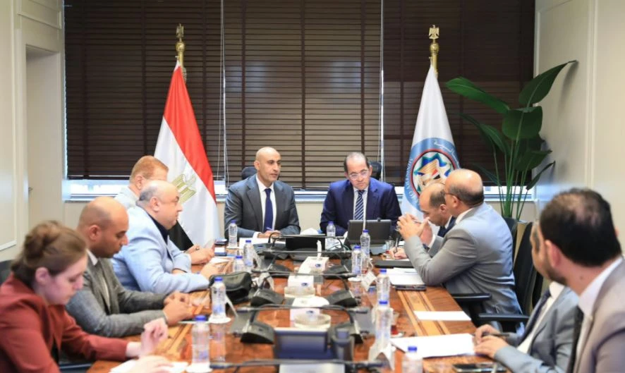 وزيرا المالية والتعليم يعلنان زيادة مرتقبة في رواتب المعلمين مع بداية العام الدراسي الجديد