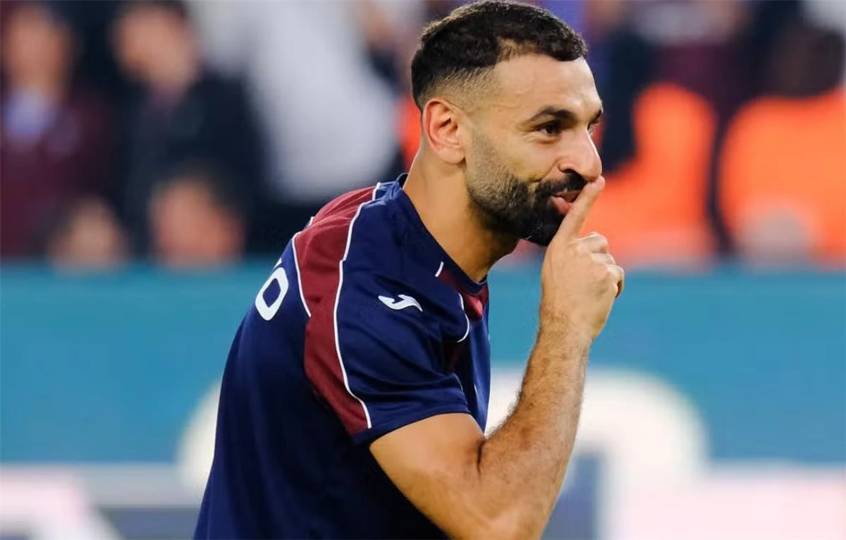 الدوري الإنجليزي يوجّه تحية خاصة لمحمد صلاح قبيل قمة ليفربول ومانشستر سيتي
