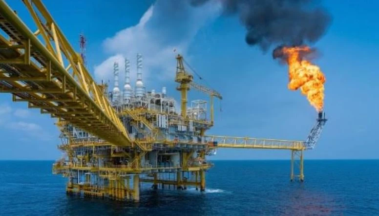 لجنة التسعير التلقائي تُبقي أسعار المنتجات البترولية دون تغيير