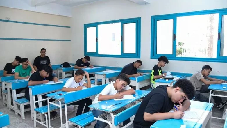 التعليم تمد تسجيل استمارة امتحانات الشهادة الإعدادية حتى 30 أكتوبر