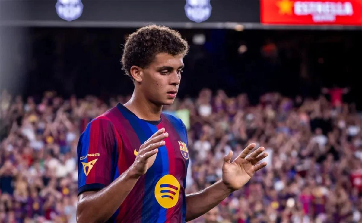 فليك يعلن قائمة برشلونة لمواجهة ريال مدريد في الكلاسيكو