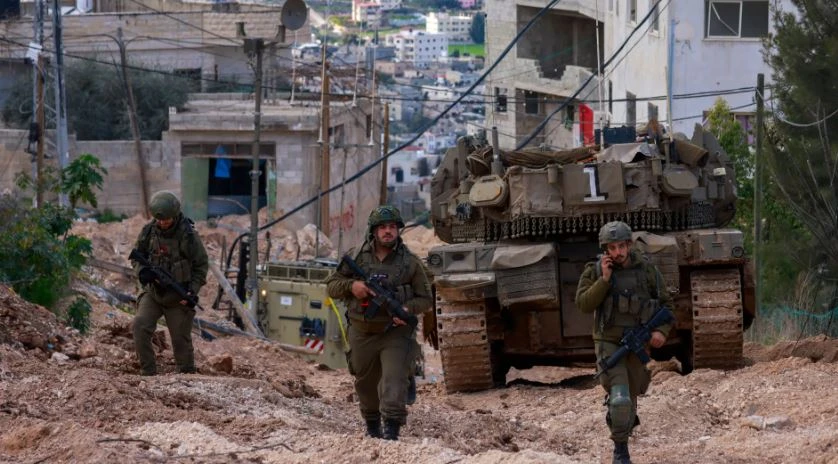 إصابة 13 فلسطينيا في اعتداءات واقتحامات إسرائيلية بالضفة الغربية