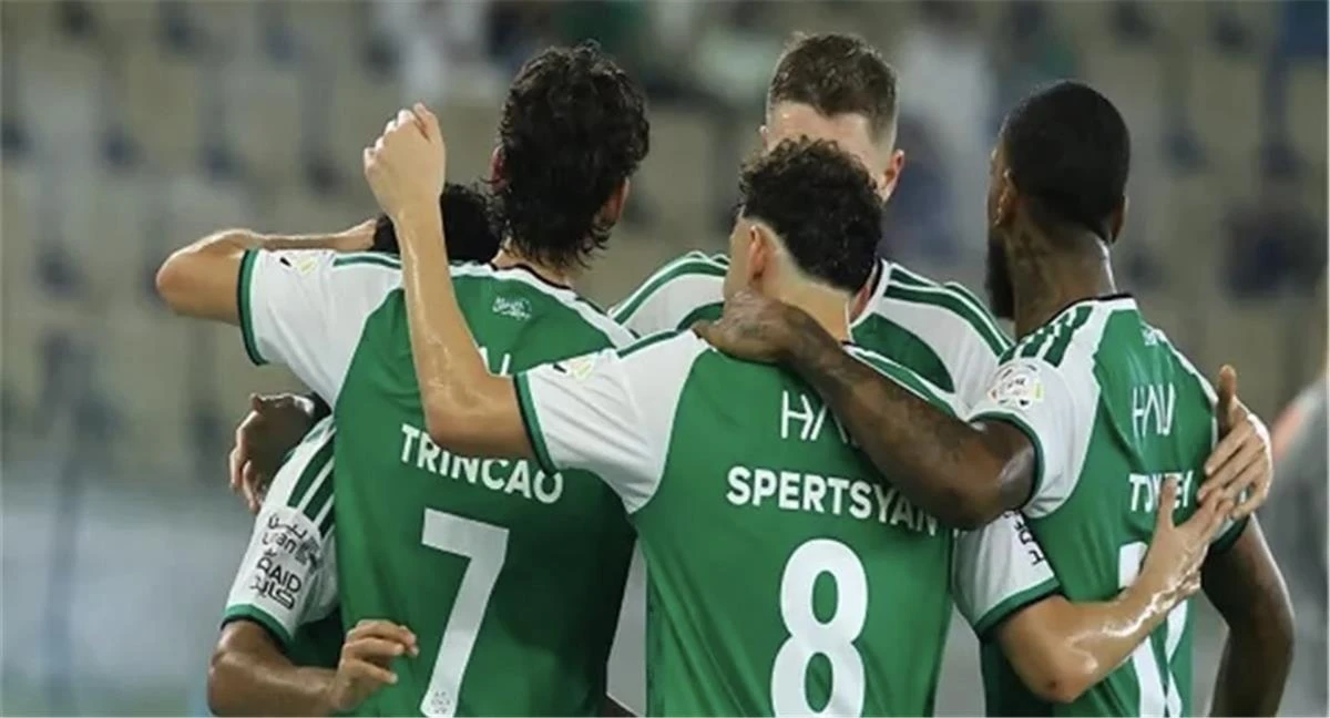 الأهلي السعودي يتغلب على الغرافة القطري بهدفين في دوري أبطال آسيا للنخبة