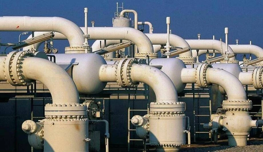أسعار الغاز في أوروبا ترتفع 2.4% وسط توتر مضيق هرمز