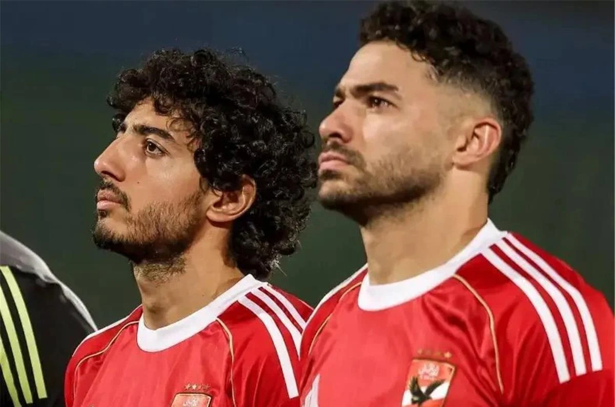 شوبير: مشاركة محمد هاني وياسر إبراهيم مع الأهلي محل شك