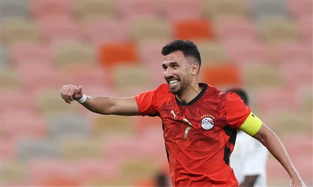 حسام حسن يستقر على استدعاء تريزيجيه لمعسكر منتخب مصر في نوفمبر