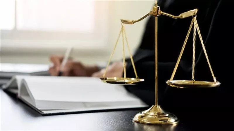 إحالة سائق إلى المحاكمة الجنائية بتهمة الاستيلاء على 260 ألف جنيه من شركته