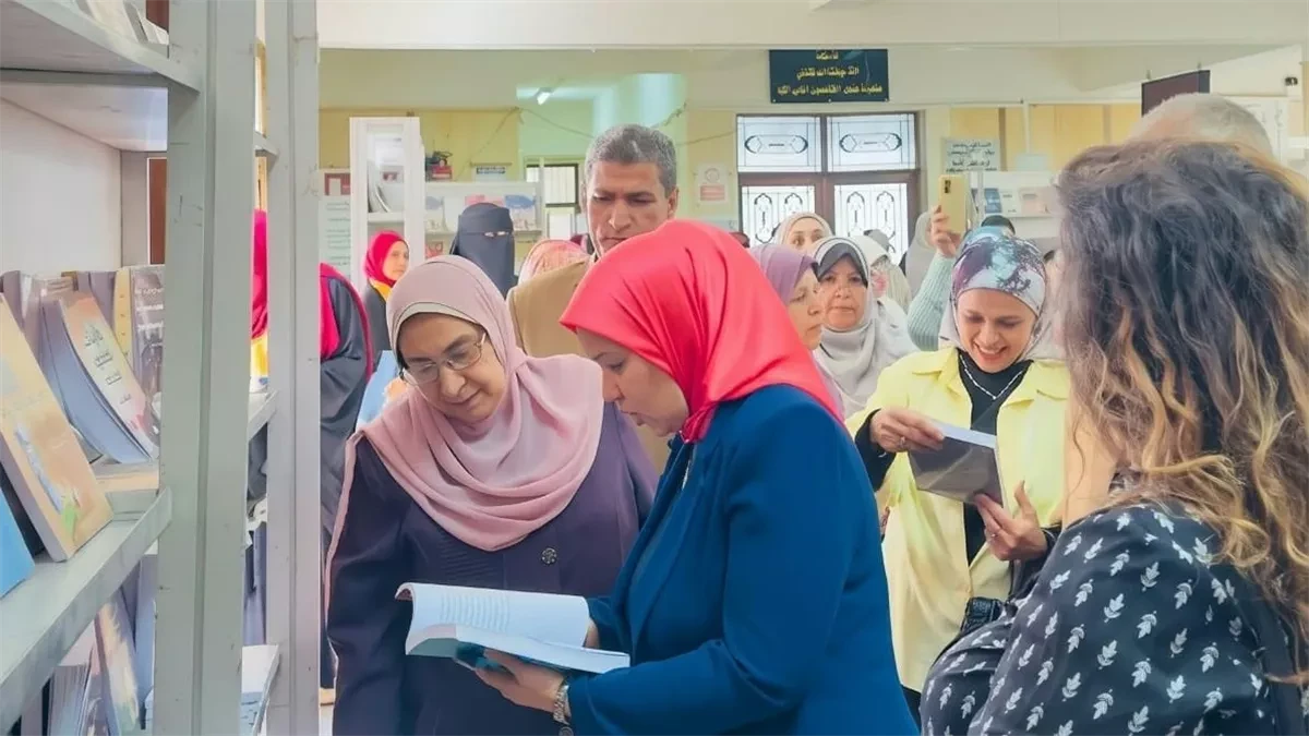 هيئة الكتاب تنظم معرضًا بكلية الدراسات الإسلامية للبنات بالإسكندرية