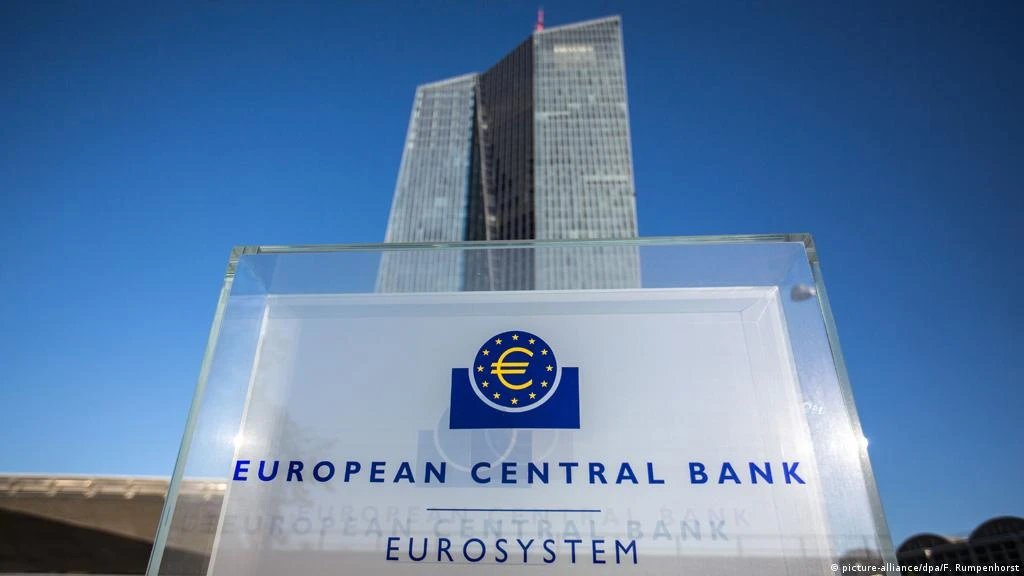 البنك المركزي الأوروبي يثبّت الفائدة عند 2.5% رغم ارتفاع التضخم