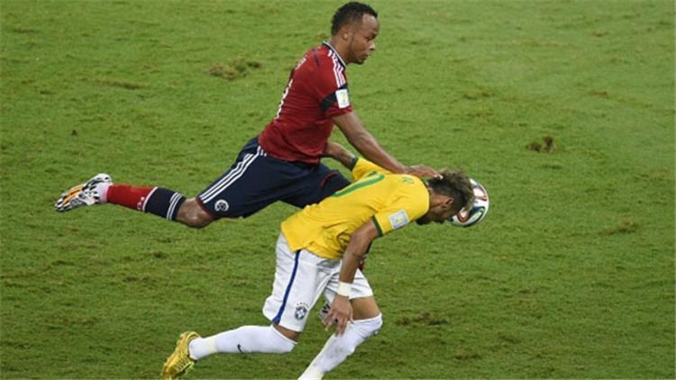 نيمار يكشف عن أصعب لحظات حياته.. ويتذكر ما حدث في كأس العالم 2014