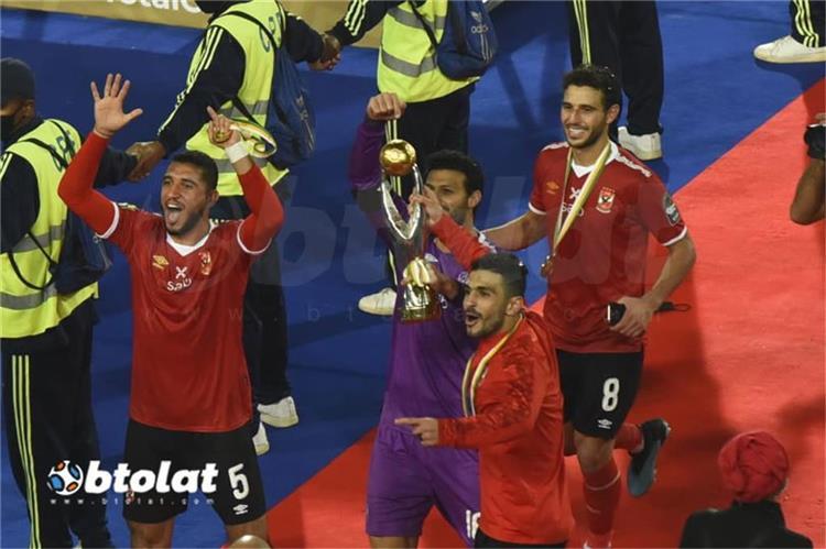 كاف يدرس نقل نهائي دوري أبطال إفريقيا بين الأهلي وكايزر تشيفز خارج المغرب