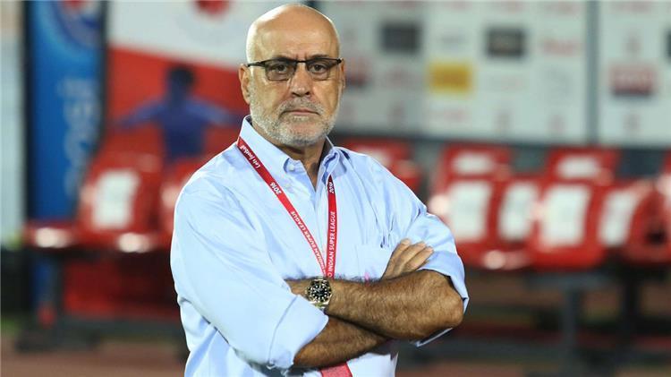 فينجادا: رفضت تدريب منتخب مصر احترامًا لذاتي.. وكيروش وافق بسببي