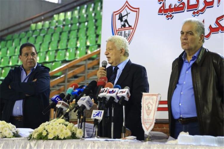 مرتضى منصور يهدد بعدم إذاعة مباريات الزمالك ويوجه تحذيرًا لـ عواد