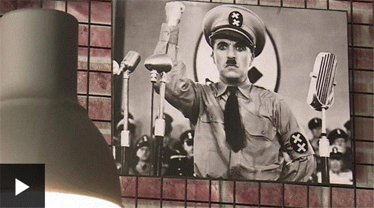 مطعم تونسي يقدم وجبة "الحرية المشوية" وسلطة الانقلاب"