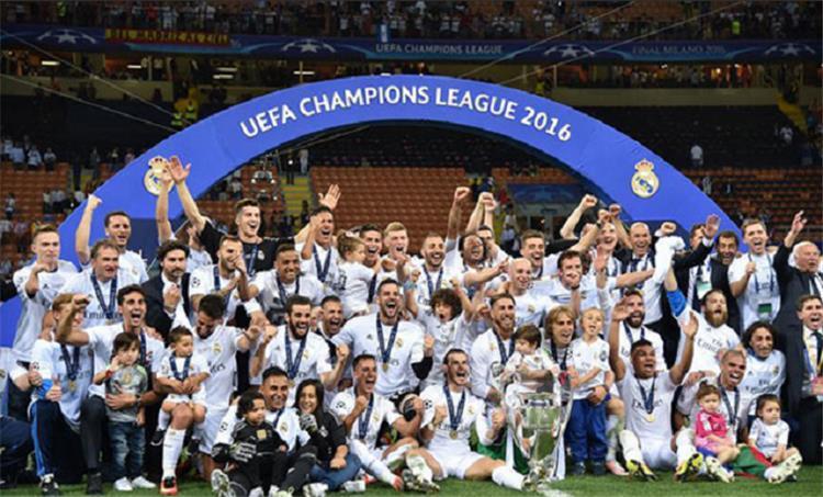 ريال مدريد يكشف عن القميص الذي سيخوض به السوبر