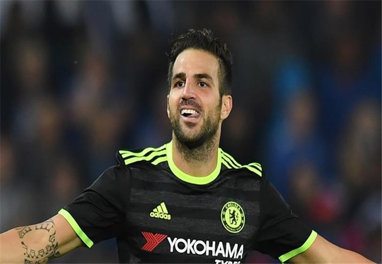 تقارير.. سيسك فابريجاس يرفض "31 مليون يورو" من الصين ويرغب في الاستمرار بالملاعب الأوروبية