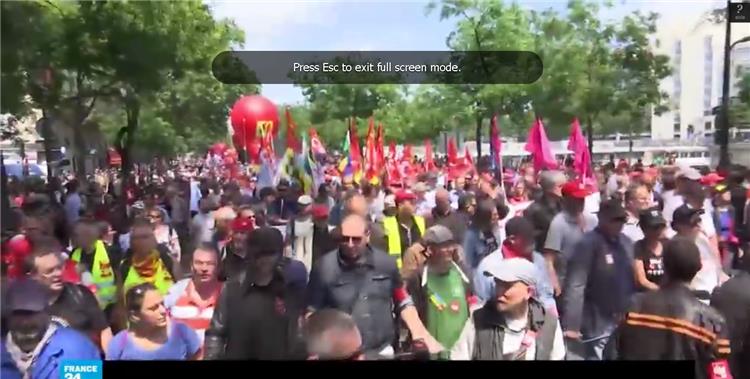 مظاهرة في باريس تزامنا مع تصويت مجلس الشيوخ على إصلاح قانون العمل