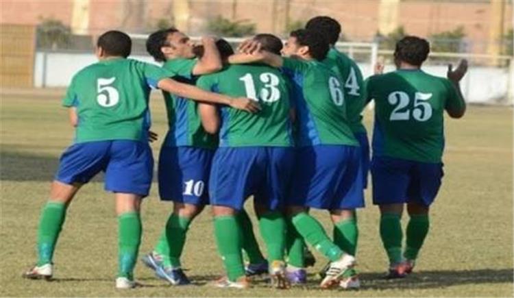 اليوم.. المقاصة يسعى لتأمين مركزه بالمربع الذهبي على حساب ذئاب الجبل