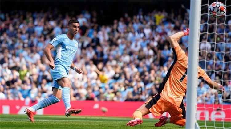 سبورت تكشف عن رقم قميص توريس مع برشلونة.. ويقرب لاعب آخر من الرحيل