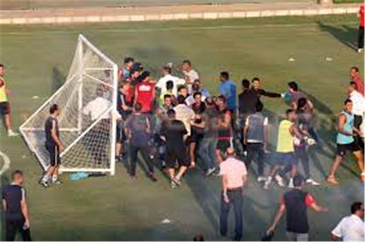 الأهلي ينهي الجدل..ويمنع جماهيره من حضور التدريبات