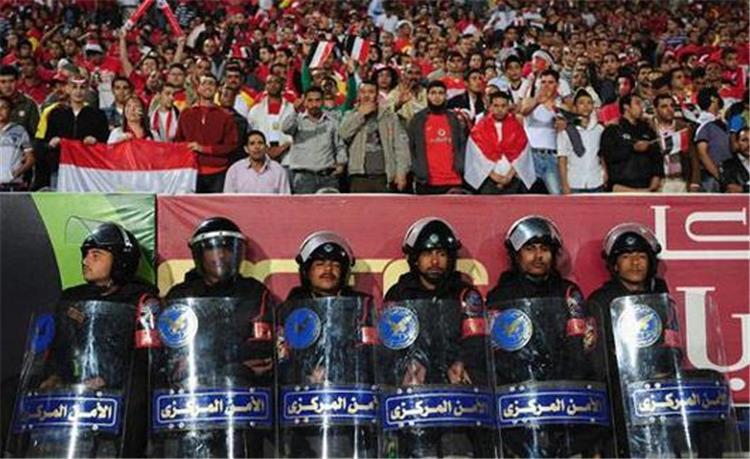 الداخلية توافق على تأمين الجماهير بالسوبر الاماراتي