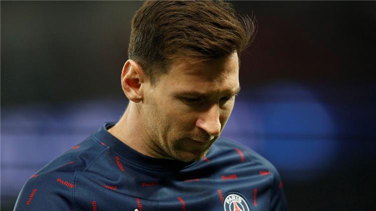 لاعب باريس سان جيرمان السابق ينتقد ميسي: لا أفهم قراره