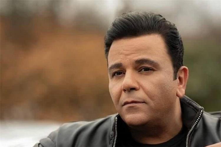 شاهد بالصور نجل الفنان محمد فؤاد الذي أصبح شابا.....هل يشبه والده؟