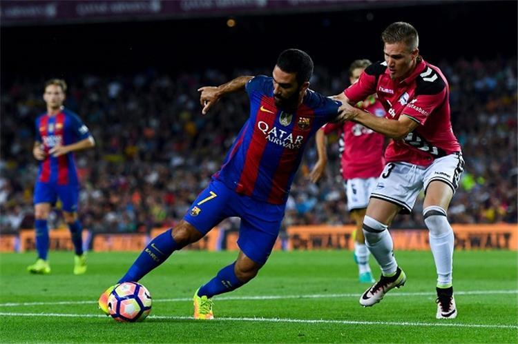 الليجا.. برشلونة يلاقي ليجانيس وسيناريو لقاء "ألافيس" حاضر في ذهن إنريكي