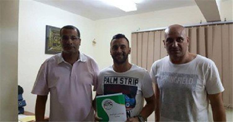 بتروجت يتعاقد مع مدافع الإسماعيلي في صفقة إنتقال حر