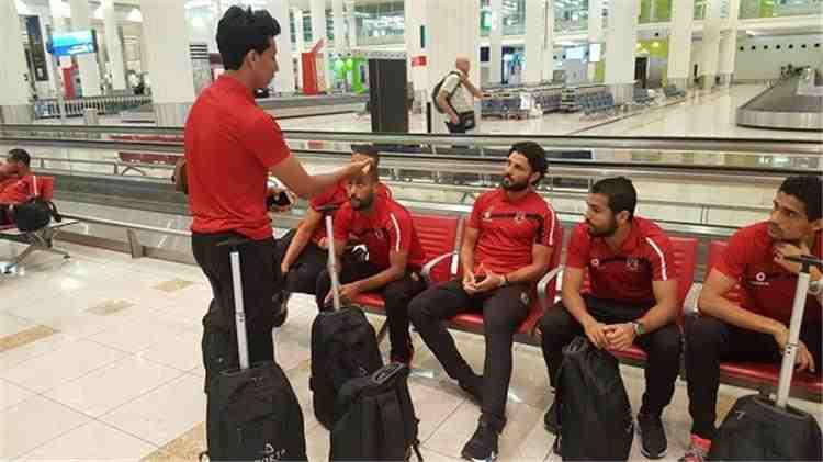 "يول" يطلب الاستغناء عن ثلاثي الدفاع