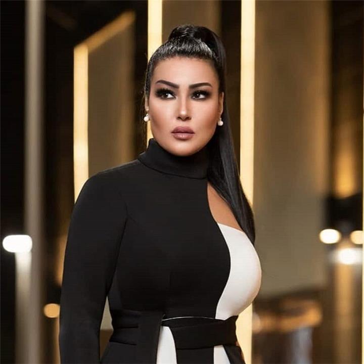 سمية الخشاب تنشر صورة مثيرة للجدل بعد عقد قرآن احمد سعد والجمهور يوضح معناها!