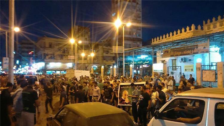 صورة..استمرار مظاهرات بورسعيد لمساندة حسام حسن