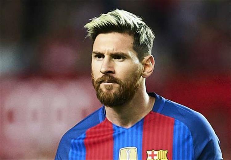 تقارير الميركاتو.. مانشستر يونايتد مهتم بالتعاقد مع ميسي.. ولكنه يعترف بأنه ليس "الخيار الأول" للاعب