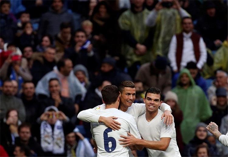 تصريحات .. بيبي: أتمنى الإعتزال في ريال مدريد