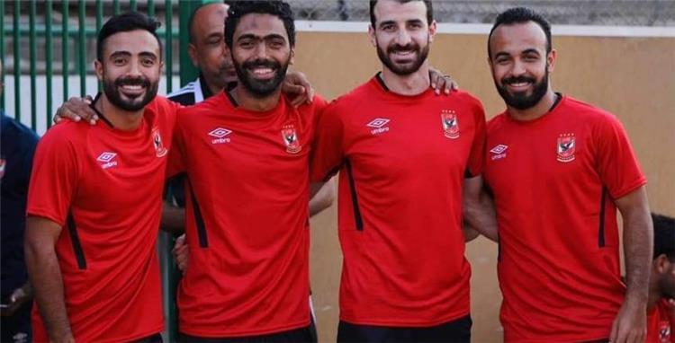 رئيس الزمالك يسخر من صفقات الأهلي الجديدة: أحدهم عرض علينا فوق الشروة
