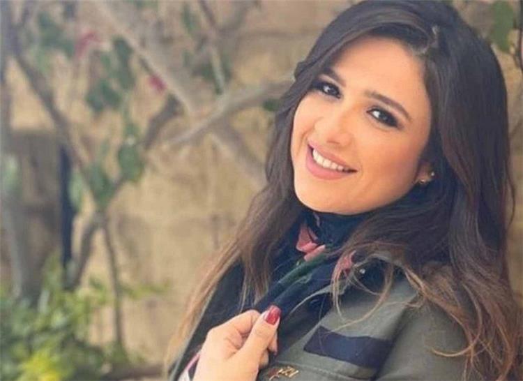 مفاجأة القبض على الطبيب المتسبب في تدهور حالة الفنانة ياسمين عبد العزيز الذي تروج له زوجة لاعب كرة قدم شهير.. ما الحكاية؟