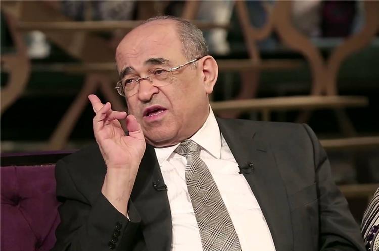 الفقي: السيسي ضحى بجزء من شعبيته مقابل إصلاح الاقتصاد
