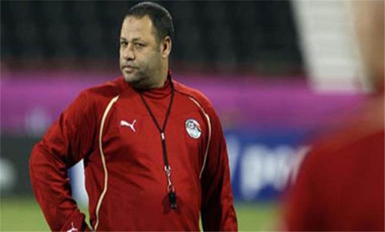ضياء السيد: كوبر لا يملك رفاهية اختيار قلبي الدفاع..وعبدالشافي لا غني عنه